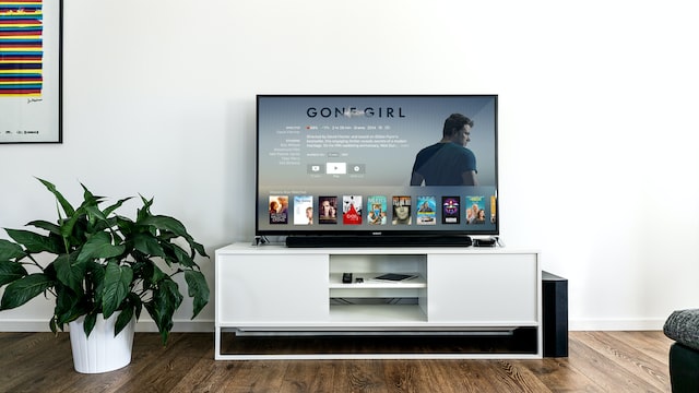 Pros And Cons Of Smart TV