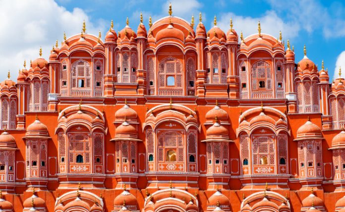 Top Places to Visit with Jaipur Sightseeing Tour Packages